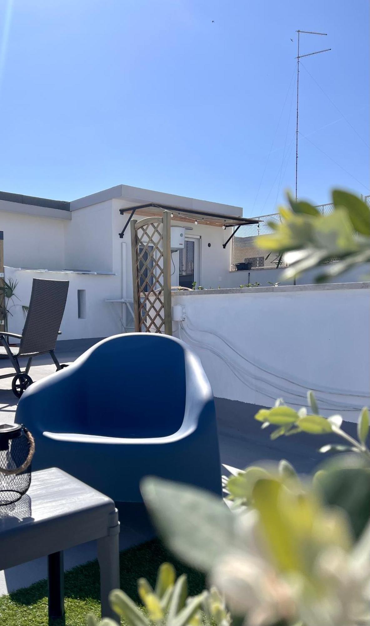 Attic8 Apartment บารี ภายนอก รูปภาพ