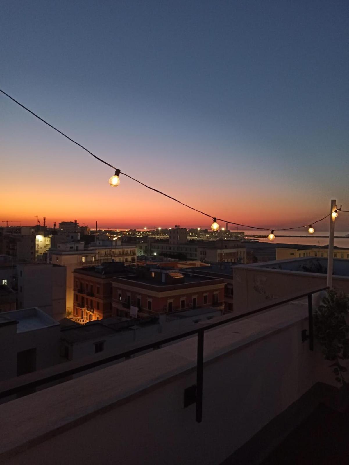 Attic8 Apartment บารี ภายนอก รูปภาพ