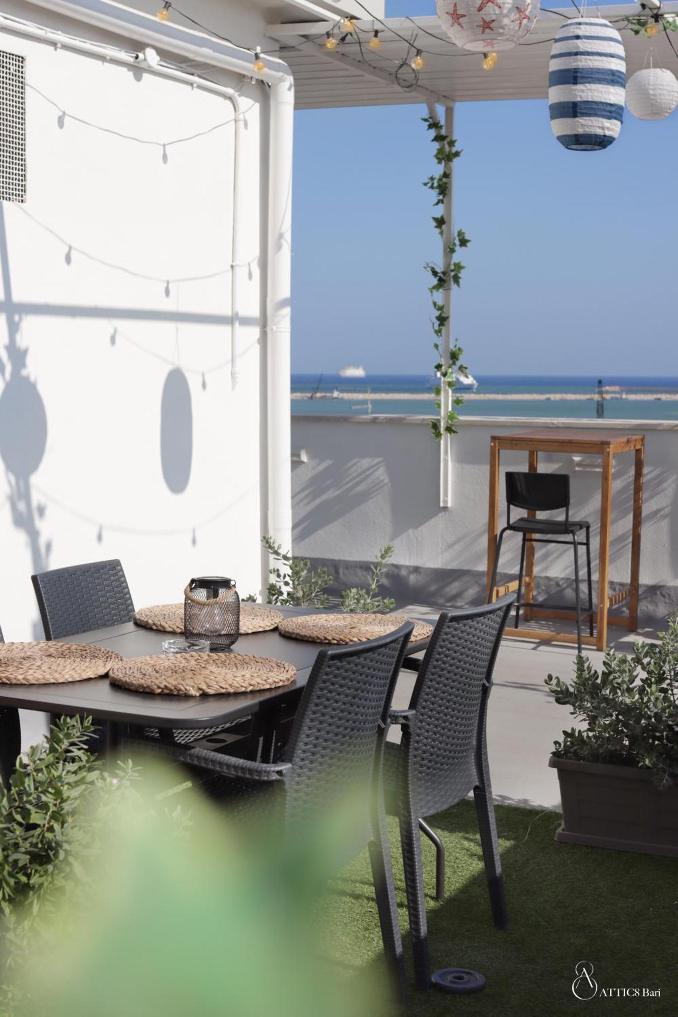 Attic8 Apartment บารี ภายนอก รูปภาพ