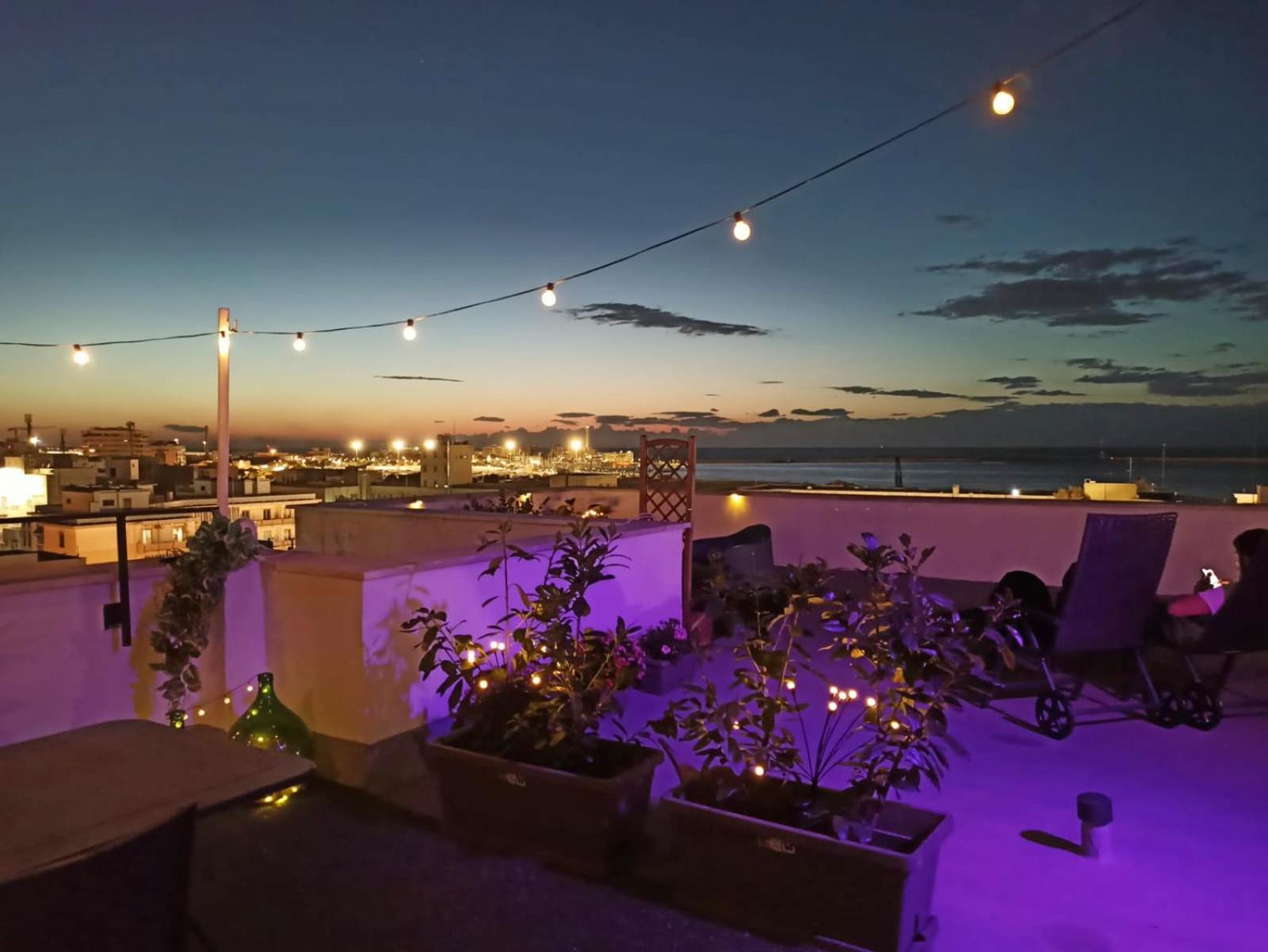 Attic8 Apartment บารี ภายนอก รูปภาพ